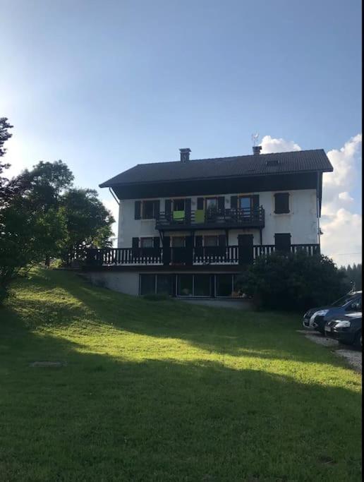 Studio Chaleureux Au Depart Des Sentiers Et Pistes De Ski Lajoux Kültér fotó